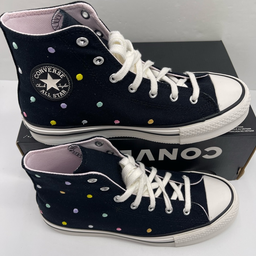 Converse WMNS Multi Polka Dot High-Tops
CTAS EVA LIFT HI
BLACK/VINTAGE Sneakers - Picture 2 of 16